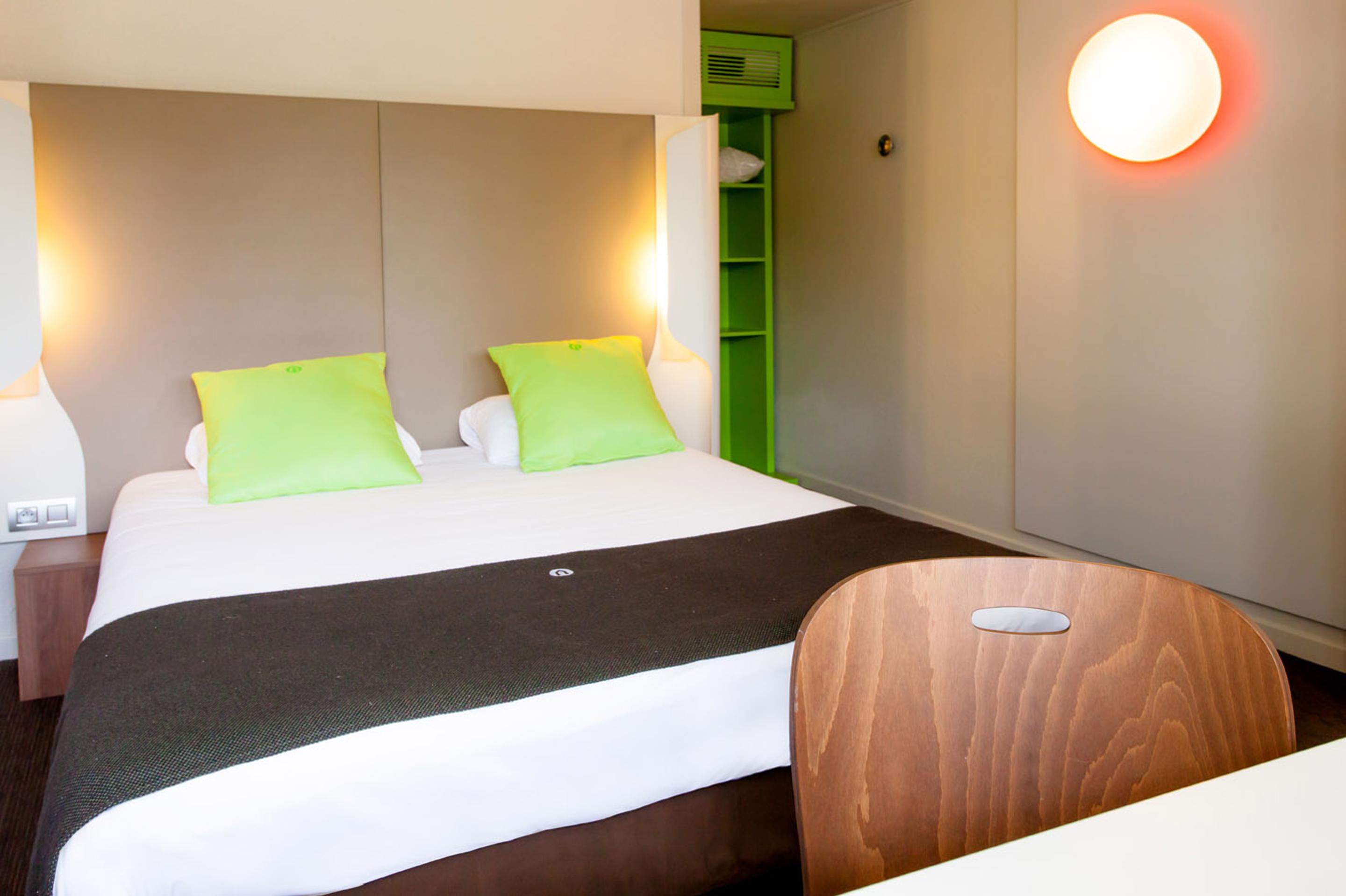 Hotel Campanile Annecy - Cran Gevrier Exterior foto