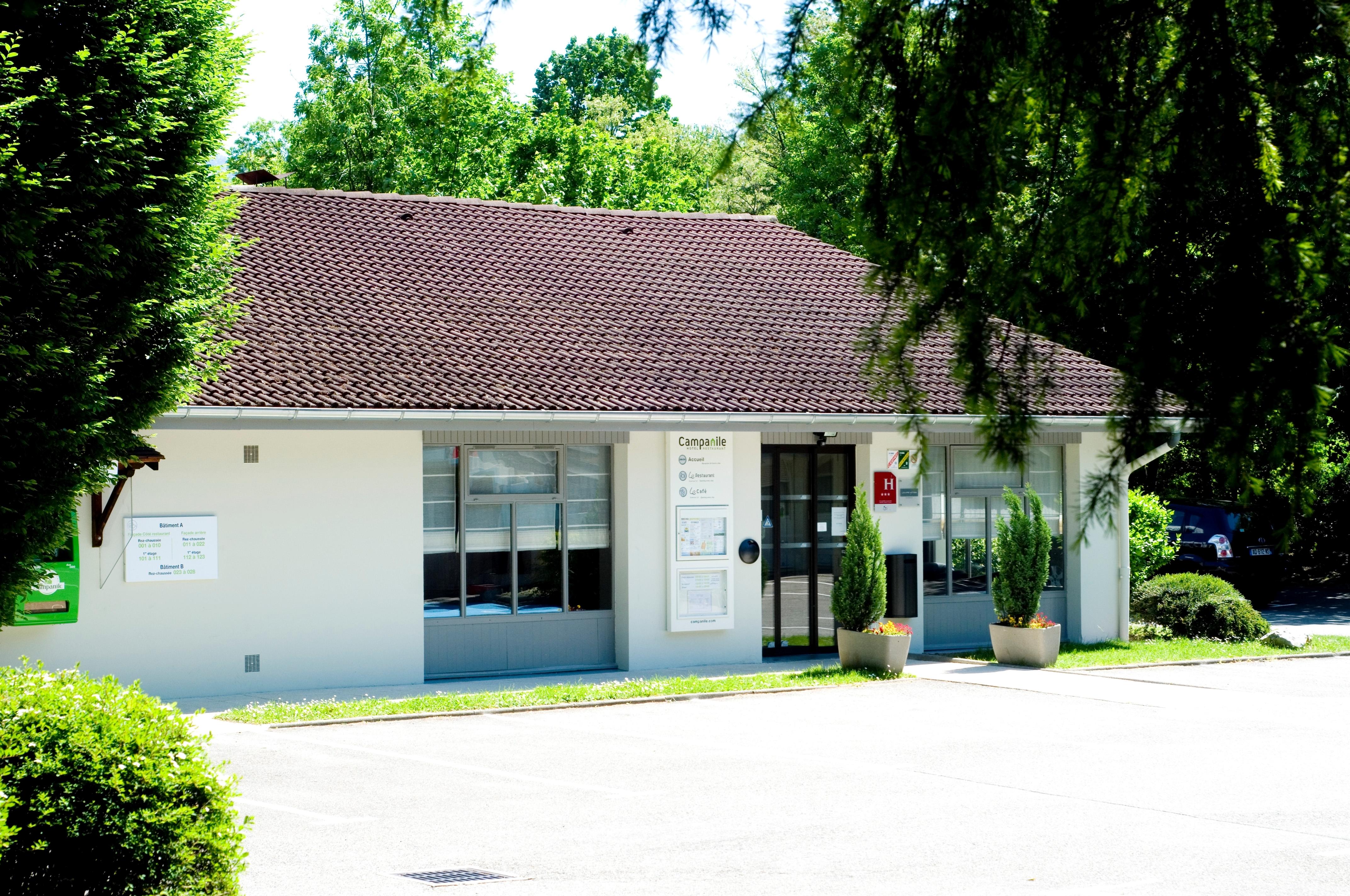 Hotel Campanile Annecy - Cran Gevrier Exterior foto